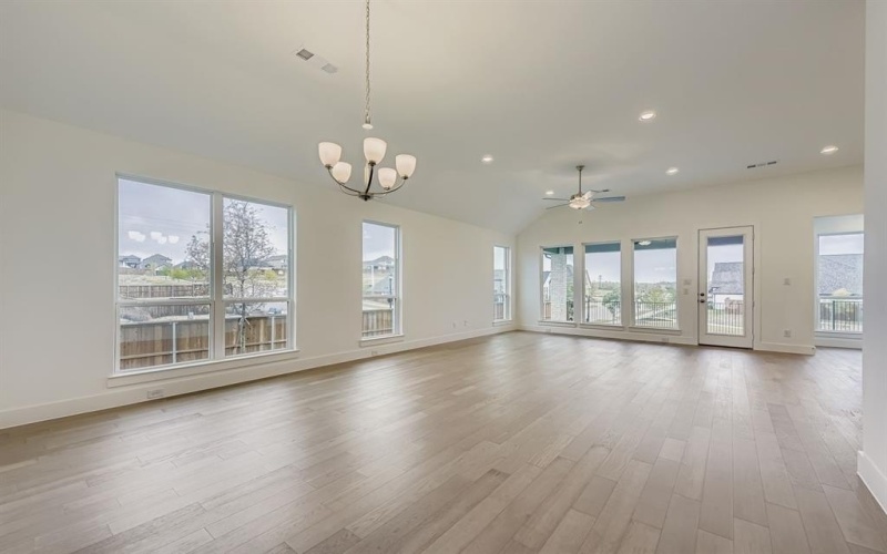 154 Longhorn Bend, Rhome, TX 76078, 4 Habitaciones Habitaciones , ,3 BañosBaños,Residential,En Venta,154 Longhorn Bend,0,21100027