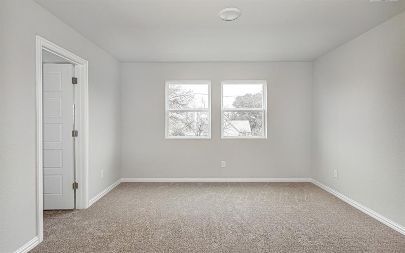 3325 Eastland Street, Fort Worth, TX 76119, 6 Habitaciones Habitaciones , ,5 BañosBaños,Residential Multi Family,En Venta,3325 Eastland Street,0,21100100