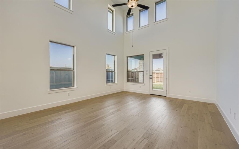 1668 Cornwall Avenue, Fort Worth, TX 76052, 4 Bedrooms Bedrooms, ,3 BathroomsBathrooms,Residential,For Sale,1668 Cornwall Avenue,0,21100167