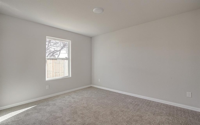 6620 Chapel Lane, Lake Worth, TX 76135, 4 Bedrooms Bedrooms, ,2 BathroomsBathrooms,Residential,For Sale,6620 Chapel Lane,0,21100175