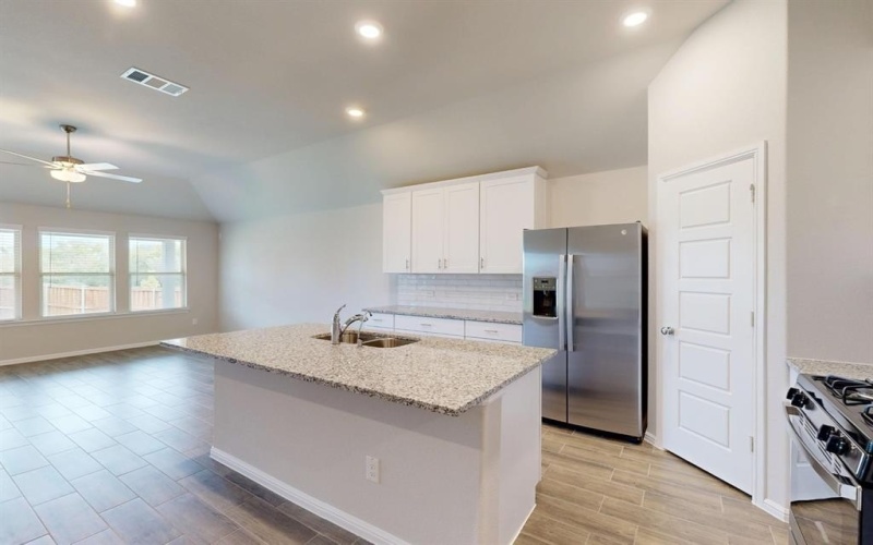 400 Waterman Drive, Princeton, TX 75407, 3 Bedrooms Bedrooms, ,2 BathroomsBathrooms,Residential,For Sale,400 Waterman Drive,0,21100209