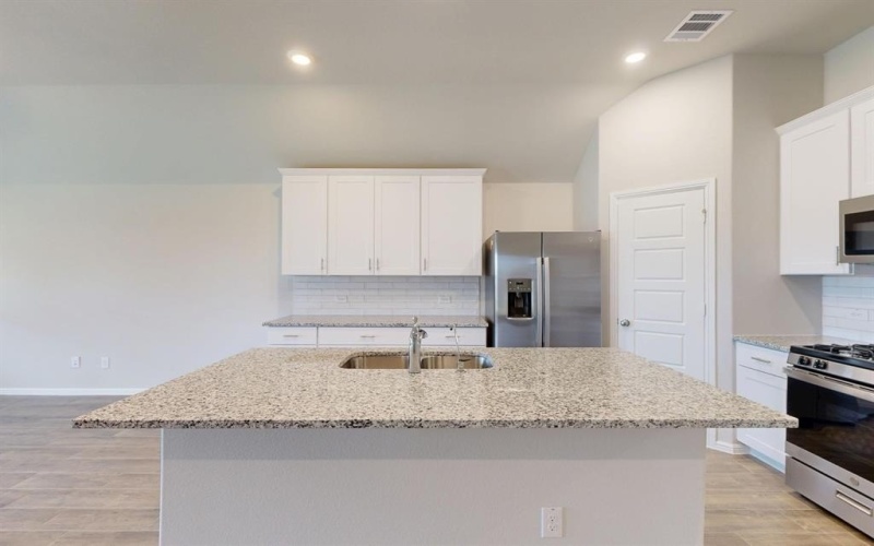 400 Waterman Drive, Princeton, TX 75407, 3 Bedrooms Bedrooms, ,2 BathroomsBathrooms,Residential,For Sale,400 Waterman Drive,0,21100209