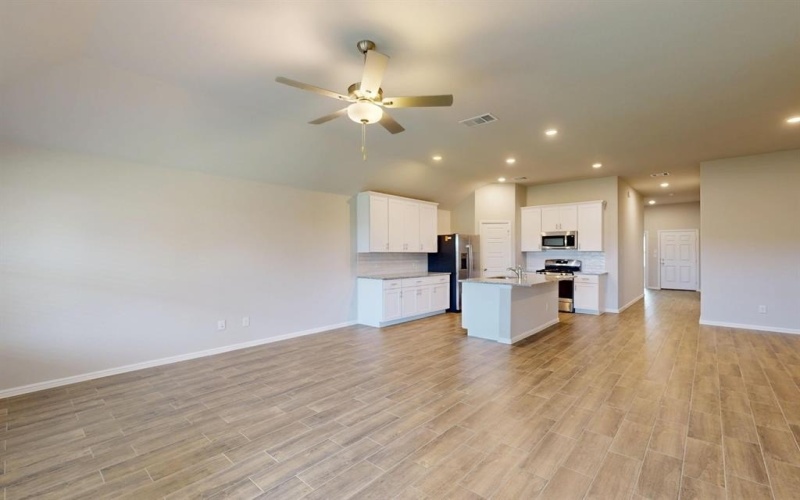 400 Waterman Drive, Princeton, TX 75407, 3 Bedrooms Bedrooms, ,2 BathroomsBathrooms,Residential,For Sale,400 Waterman Drive,0,21100209