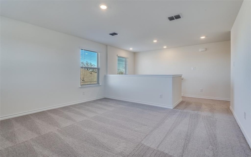 2717 Goldfinch Drive, Denton, TX 76205, 3 Bedrooms Bedrooms, ,2 BathroomsBathrooms,Residential,For Sale,2717 Goldfinch Drive,0,21100212