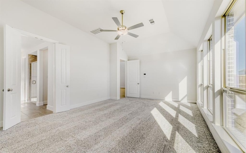 11556 Gloucester Road, Fort Worth, TX 76052, 4 Bedrooms Bedrooms, ,3 BathroomsBathrooms,Residential,For Sale,11556 Gloucester Road,0,21100215