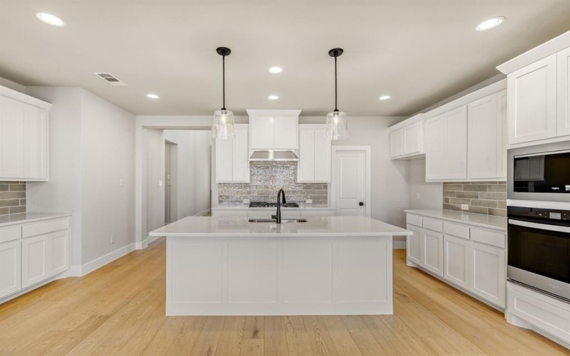 11509 Vesper Row, Fort Worth, TX 76052, 4 Bedrooms Bedrooms, ,3 BathroomsBathrooms,Residential,For Sale,11509 Vesper Row,0,21100340