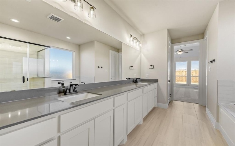 11509 Vesper Row, Fort Worth, TX 76052, 4 Bedrooms Bedrooms, ,3 BathroomsBathrooms,Residential,For Sale,11509 Vesper Row,0,21100340