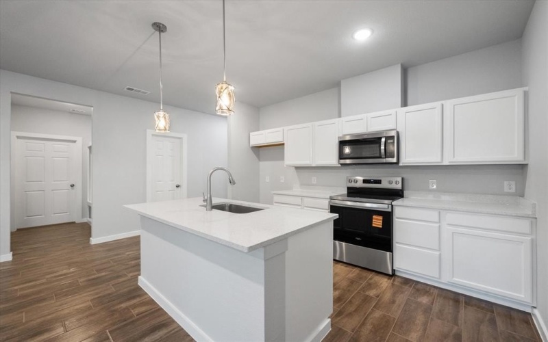 1217 E 6th Avenue, Corsicana, TX 75110, 3 Bedrooms Bedrooms, ,2 BathroomsBathrooms,Residential,For Sale,1217 E 6th Avenue,0,21100392