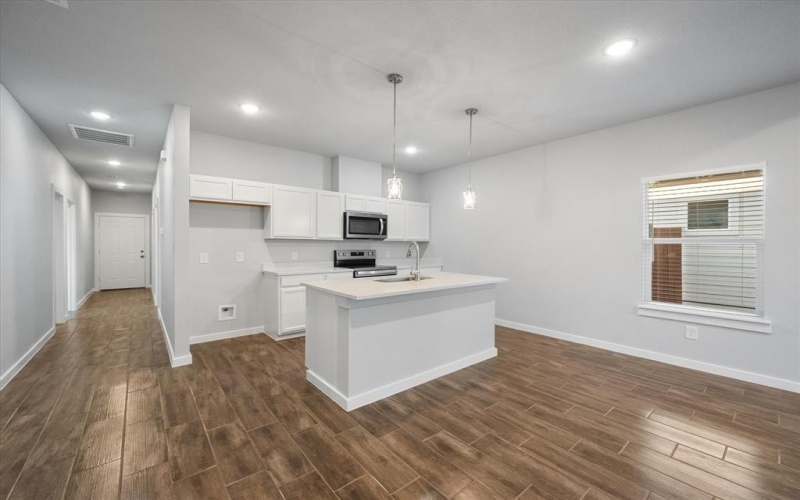 1217 E 6th Avenue, Corsicana, TX 75110, 3 Bedrooms Bedrooms, ,2 BathroomsBathrooms,Residential,For Sale,1217 E 6th Avenue,0,21100392