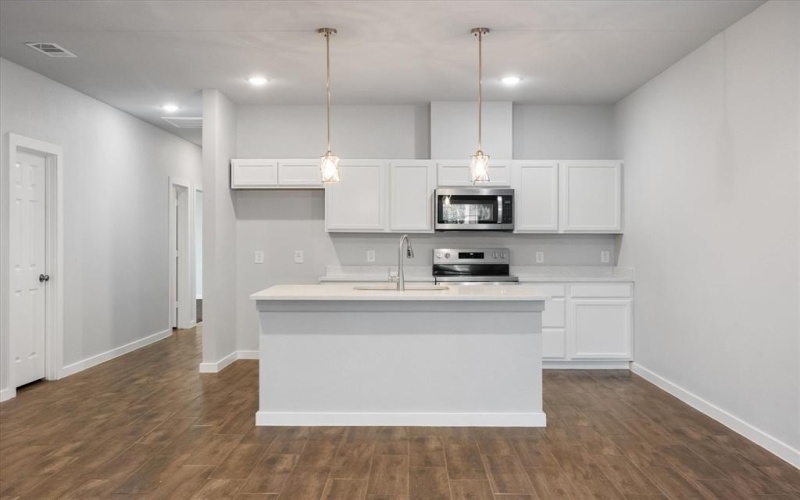 1217 E 6th Avenue, Corsicana, TX 75110, 3 Bedrooms Bedrooms, ,2 BathroomsBathrooms,Residential,For Sale,1217 E 6th Avenue,0,21100392