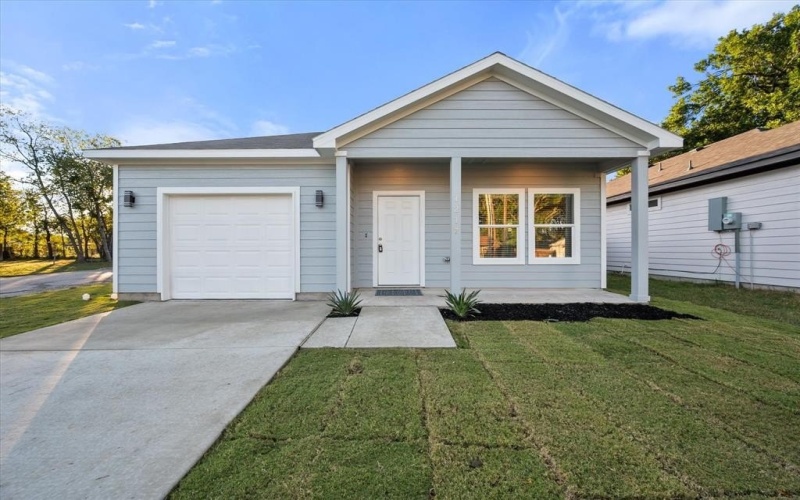 1217 E 6th Avenue, Corsicana, TX 75110, 3 Bedrooms Bedrooms, ,2 BathroomsBathrooms,Residential,For Sale,1217 E 6th Avenue,0,21100392