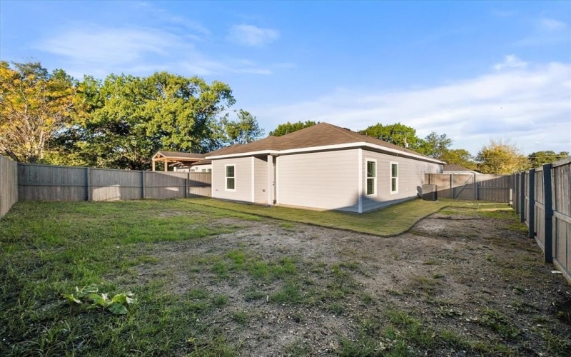 1217 E 6th Avenue, Corsicana, TX 75110, 3 Bedrooms Bedrooms, ,2 BathroomsBathrooms,Residential,For Sale,1217 E 6th Avenue,0,21100392