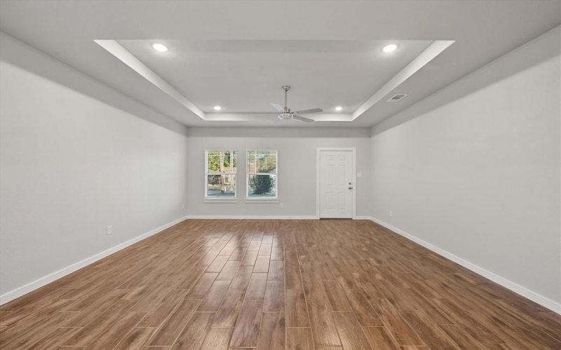 1217 E 6th Avenue, Corsicana, TX 75110, 3 Bedrooms Bedrooms, ,2 BathroomsBathrooms,Residential,For Sale,1217 E 6th Avenue,0,21100392