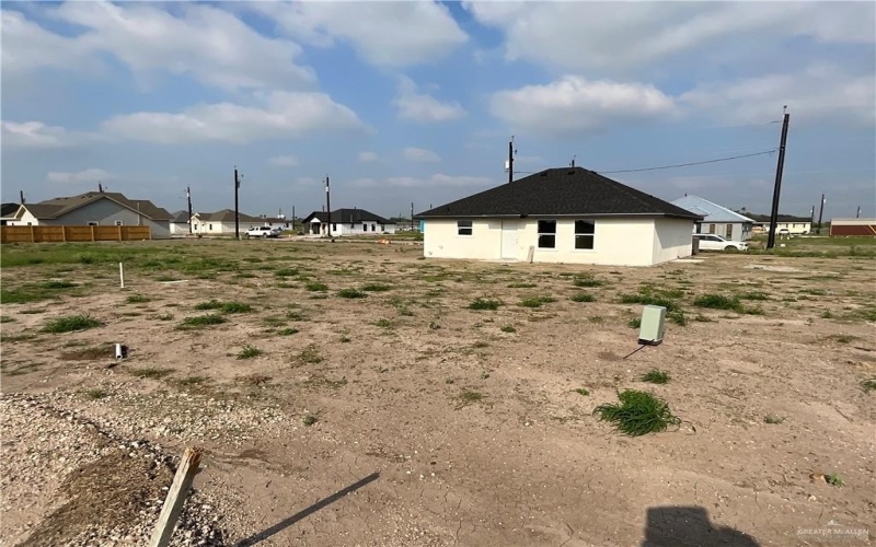 2360 Victoriano Street, Weslaco, TX 78596, 3 Bedrooms Bedrooms, ,2 BathroomsBathrooms,Residential,For Sale,2360 Victoriano Street,464247