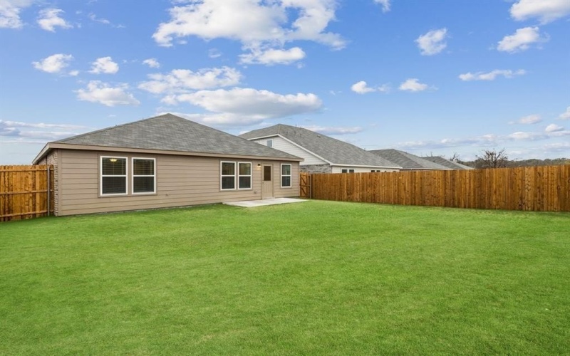 2716 Barton Springs Drive, Denton, TX 76208, 3 Habitaciones Habitaciones , ,2 BañosBaños,Residential,En Venta,2716 Barton Springs Drive,0,21100458