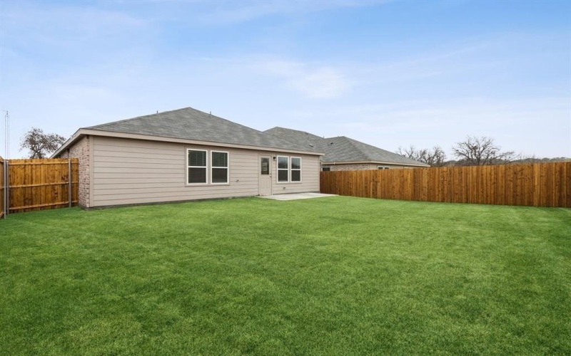 2724 Barton Springs Drive, Denton, TX 76208, 3 Habitaciones Habitaciones , ,2 BañosBaños,Residential,En Venta,2724 Barton Springs Drive,0,21100483