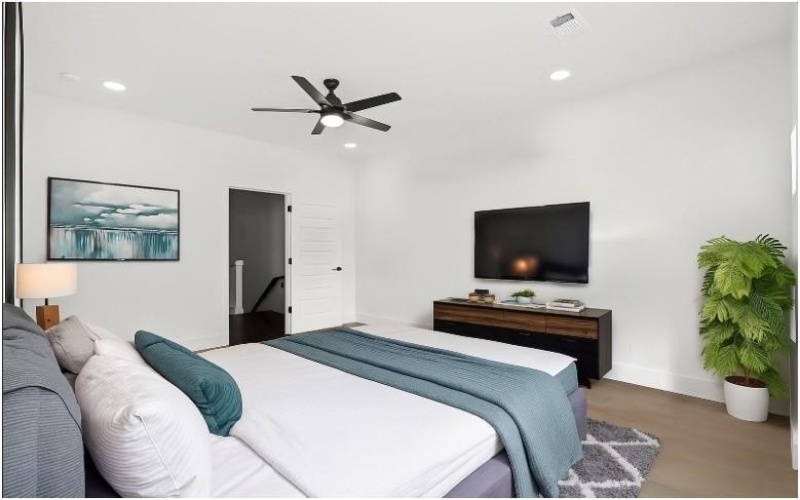 1401 S Barry Avenue, Dallas, TX 75228, 3 Habitaciones Habitaciones , ,2 BañosBaños,Residential,En Venta,1401 S Barry Avenue,0,21100615