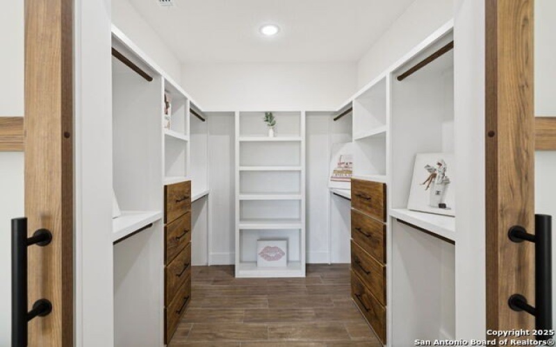 181 Timber, La Vernia, TX 78121, 4 Bedrooms Bedrooms, ,3 BathroomsBathrooms,Residential,For Sale,181 Timber,0,1919431