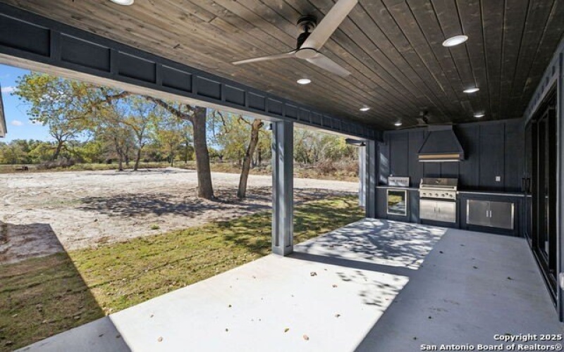 181 Timber, La Vernia, TX 78121, 4 Bedrooms Bedrooms, ,3 BathroomsBathrooms,Residential,For Sale,181 Timber,0,1919431