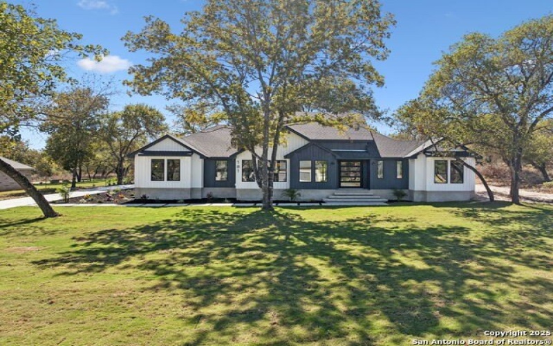 181 Timber, La Vernia, TX 78121, 4 Bedrooms Bedrooms, ,3 BathroomsBathrooms,Residential,For Sale,181 Timber,0,1919431