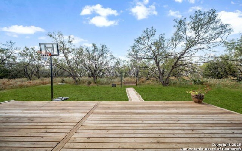 558 County Road 7713, Devine, TX 78016, 5 Bedrooms Bedrooms, ,3 BathroomsBathrooms,Residential,For Sale,558 County Road 7713,0,1919433