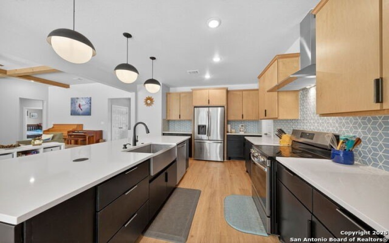 558 County Road 7713, Devine, TX 78016, 5 Bedrooms Bedrooms, ,3 BathroomsBathrooms,Residential,For Sale,558 County Road 7713,0,1919433