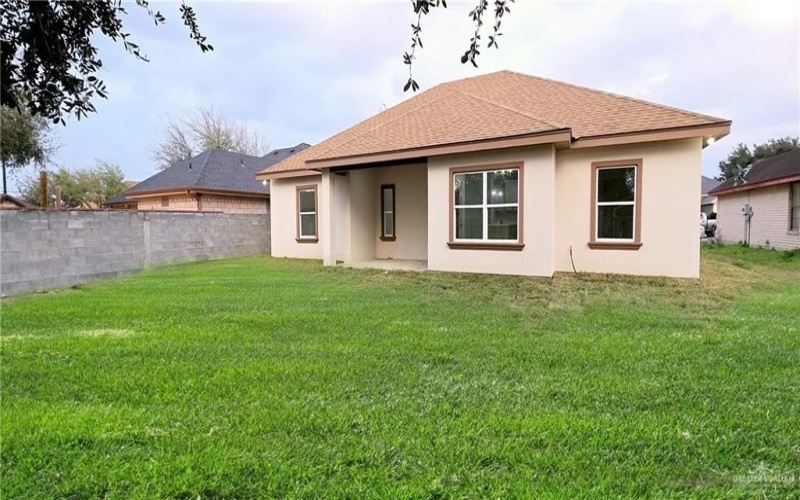 3603 Champagne Drive, Pharr, TX 78577, 3 Bedrooms Bedrooms, ,2 BathroomsBathrooms,Residential,For Sale,3603 Champagne Drive,464321