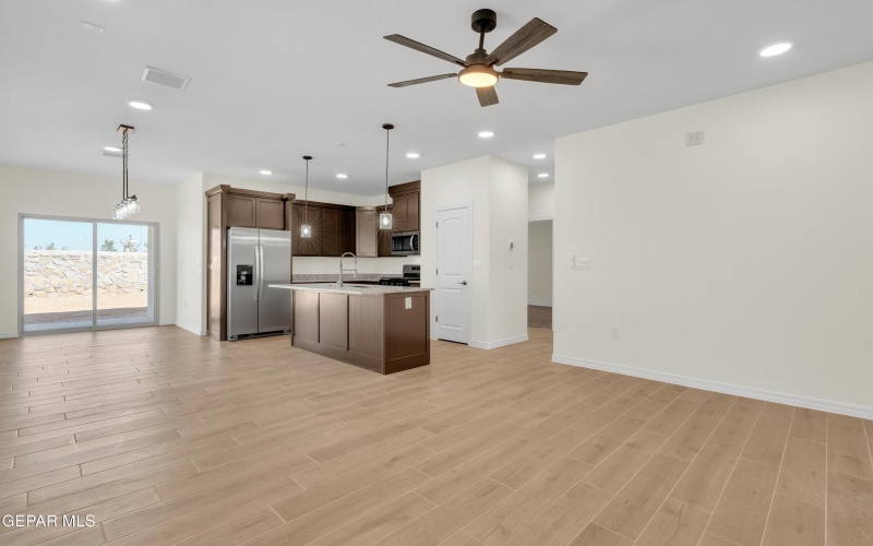 12325 Jack Vowell Way, El Paso, TX 79934, 4 Habitaciones Habitaciones , ,2 BañosBaños,Residential,En Venta,12325 Jack Vowell Way,0,925708