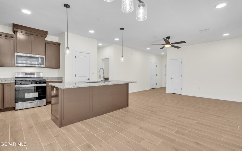 12325 Jack Vowell Way, El Paso, TX 79934, 4 Habitaciones Habitaciones , ,2 BañosBaños,Residential,En Venta,12325 Jack Vowell Way,0,925708