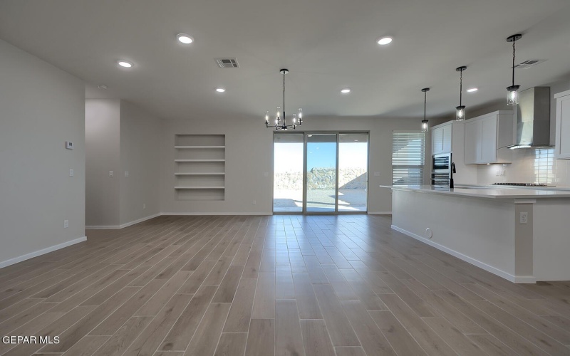 13741 Centro Vista Avenue, El Paso, TX 79928, 3 Bedrooms Bedrooms, ,2 BathroomsBathrooms,Residential,For Sale,13741 Centro Vista Avenue,0,932961