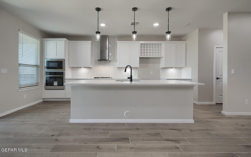 13741 Centro Vista Avenue, El Paso, TX 79928, 3 Bedrooms Bedrooms, ,2 BathroomsBathrooms,Residential,For Sale,13741 Centro Vista Avenue,0,932961