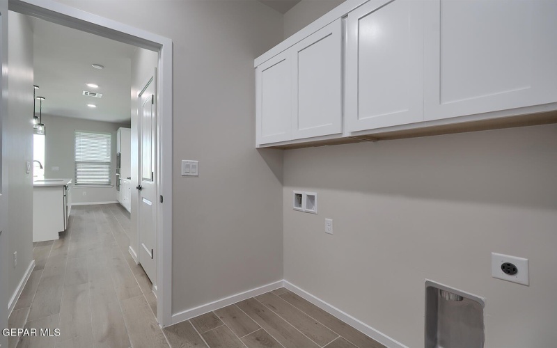 13741 Centro Vista Avenue, El Paso, TX 79928, 3 Bedrooms Bedrooms, ,2 BathroomsBathrooms,Residential,For Sale,13741 Centro Vista Avenue,0,932961