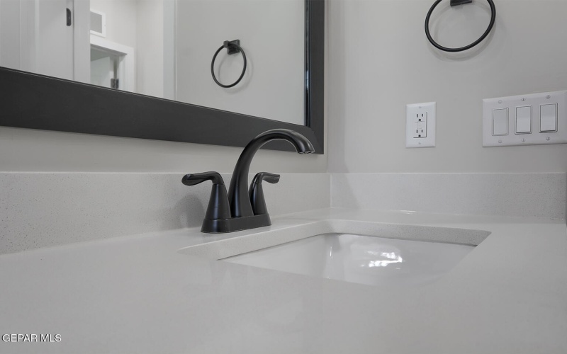 13741 Centro Vista Avenue, El Paso, TX 79928, 3 Bedrooms Bedrooms, ,2 BathroomsBathrooms,Residential,For Sale,13741 Centro Vista Avenue,0,932961