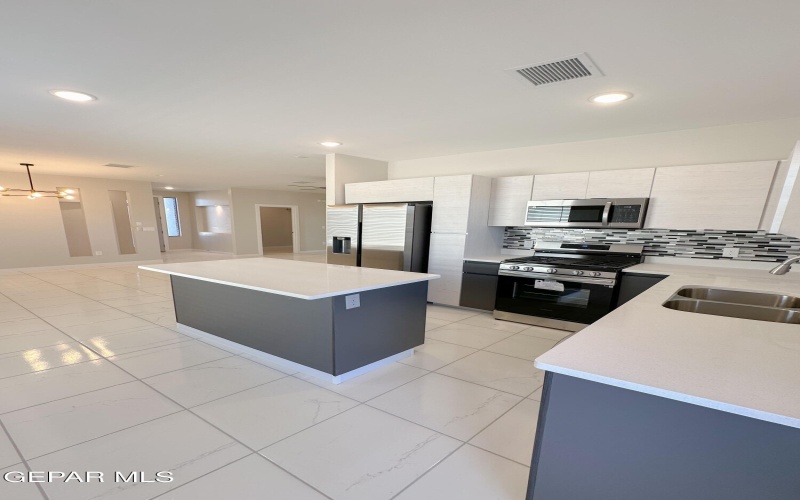 15256 CONVICTION Avenue, El Paso, TX 79938, 4 Bedrooms Bedrooms, ,2 BathroomsBathrooms,Residential,For Sale,15256 CONVICTION Avenue,0,932966