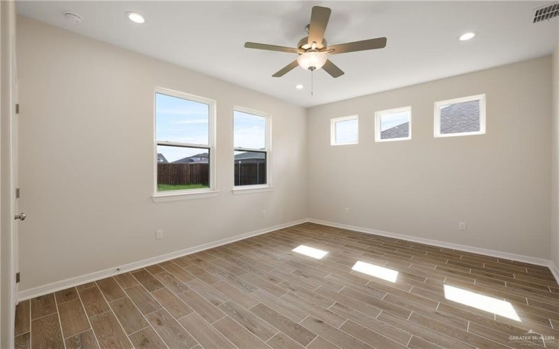 15613 N Brisas Street, McAllen, TX 78504, 5 Habitaciones Habitaciones , ,3 BañosBaños,Residential,En Venta,15613 N Brisas Street,0,485691