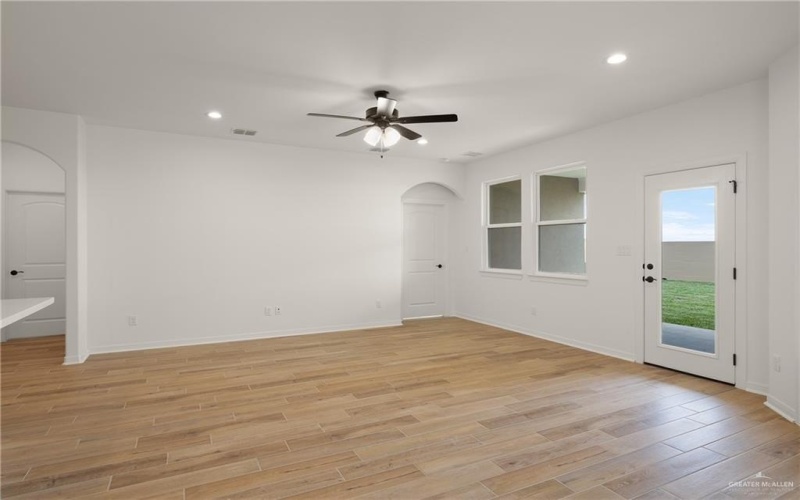 13825 Belle Court, McAllen, TX 78504, 4 Habitaciones Habitaciones , ,3 BañosBaños,Residential,En Venta,13825 Belle Court,0,485699