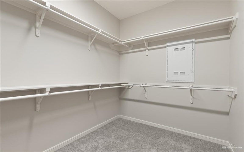 13729 Belle Court, McAllen, TX 78504, 3 Habitaciones Habitaciones , ,3 BañosBaños,Residential,En Venta,13729 Belle Court,0,485731