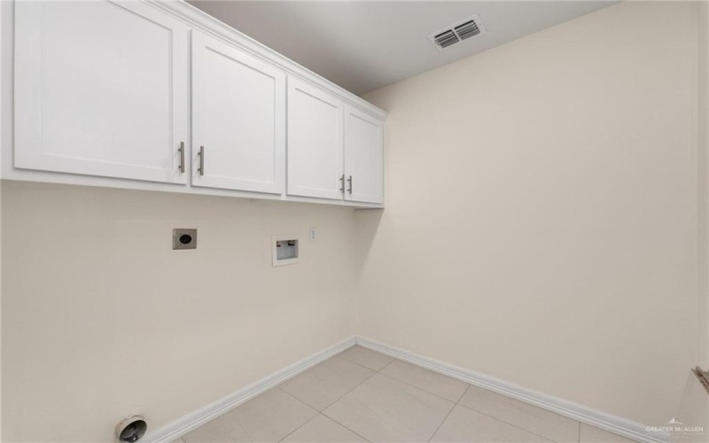 2516 Stevia Drive, Weslaco, TX 78599, 3 Bedrooms Bedrooms, ,2 BathroomsBathrooms,Residential,For Sale,2516 Stevia Drive,0,485741