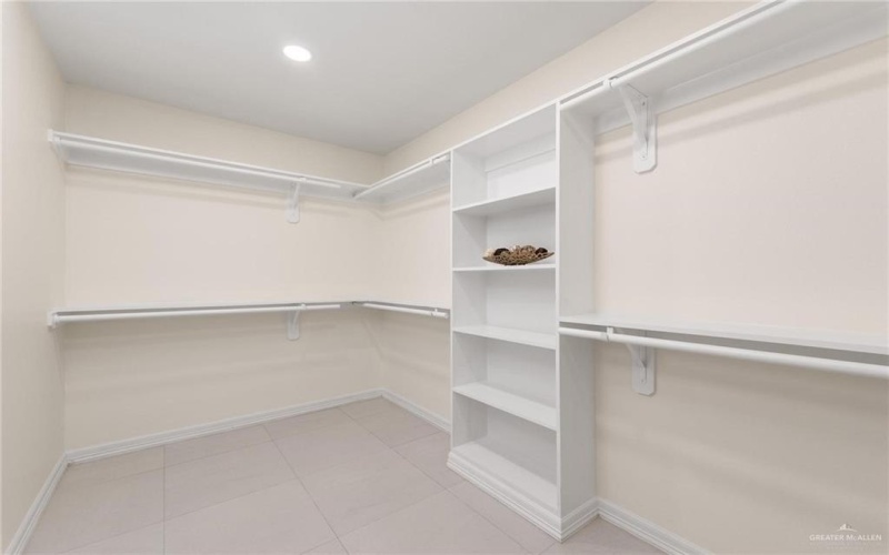 2516 Stevia Drive, Weslaco, TX 78599, 3 Bedrooms Bedrooms, ,2 BathroomsBathrooms,Residential,For Sale,2516 Stevia Drive,0,485741