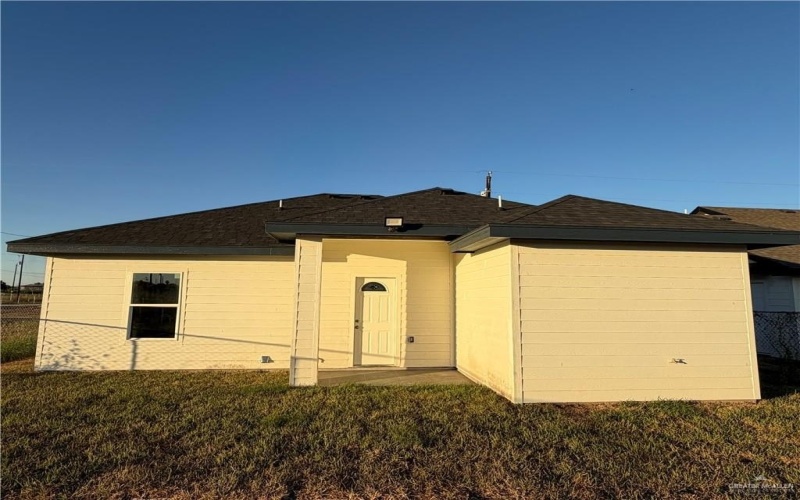 403 Barcelona Avenue, Donna, TX 78537, 3 Bedrooms Bedrooms, ,2 BathroomsBathrooms,Residential,For Sale,403 Barcelona Avenue,0,485885