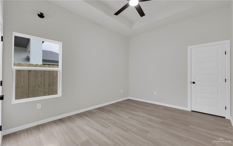 8007 N 48th Lane, McAllen, TX 78504, 4 Bedrooms Bedrooms, ,3 BathroomsBathrooms,Residential,For Sale,8007 N 48th Lane,0,485911