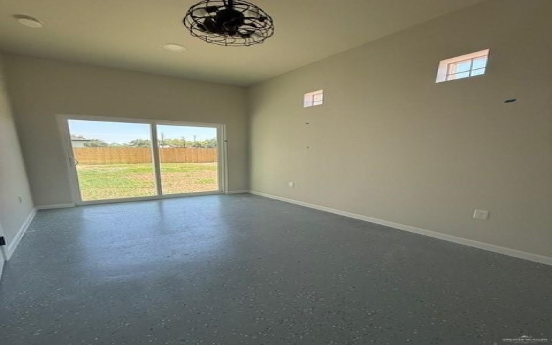 8007 N 48th Lane, McAllen, TX 78504, 4 Bedrooms Bedrooms, ,3 BathroomsBathrooms,Residential,For Sale,8007 N 48th Lane,0,485911