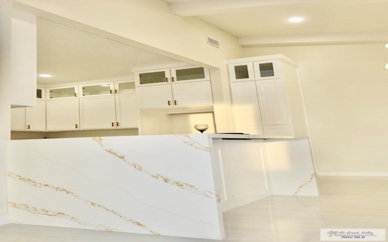 6108 MACKENNA DR, BROWNSVILLE, TX 78526, 4 Habitaciones Habitaciones , ,3 BañosBaños,Residential,En Venta,6108 MACKENNA DR,0,29769684