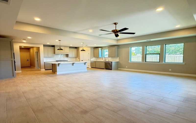 211 E Pennsylvania Ave, Midland, TX 79705, 4 Bedrooms Bedrooms, ,2 BathroomsBathrooms,Residential,For Sale,211 E Pennsylvania Ave,0,50086471