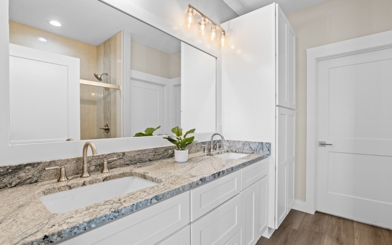 205, 209, 213 Trout Side Way, ROCKPORT, TX 78382, 3 Habitaciones Habitaciones , ,3 BañosBaños,Residential,En Venta,205,209,213 Trout Side Way,0,149038