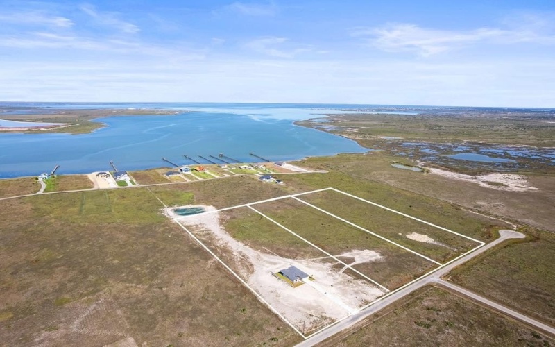 205, 209, 213 Trout Side Way, ROCKPORT, TX 78382, 3 Habitaciones Habitaciones , ,3 BañosBaños,Residential,En Venta,205,209,213 Trout Side Way,0,149038