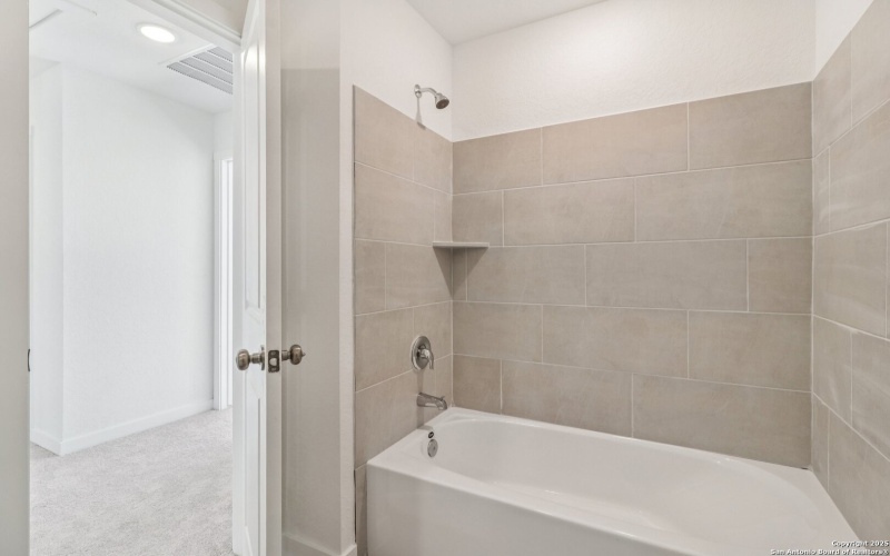 15519 Crescent Pine, San Antonio, TX 78253, 5 Habitaciones Habitaciones , ,3 BañosBaños,Residential,En Venta,15519 Crescent Pine,0,1919629