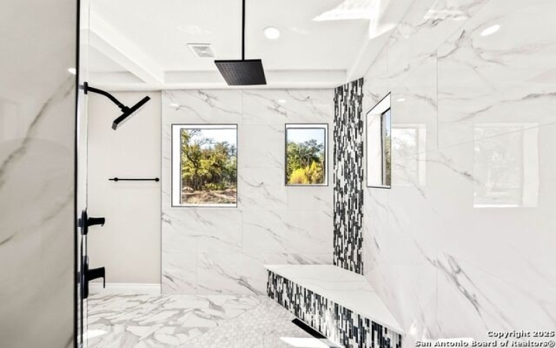 1954 Venezia, New Braunfels, TX 78132, 4 Bedrooms Bedrooms, ,3 BathroomsBathrooms,Residential,For Sale,1954 Venezia,0,1919634