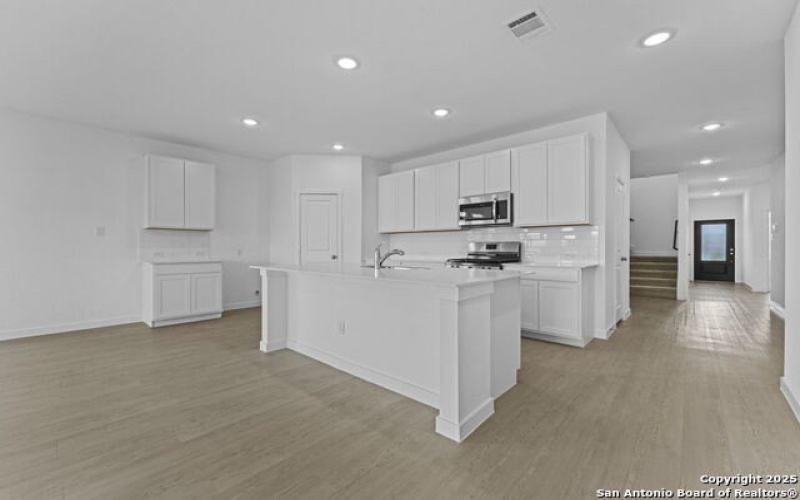 736 Horsetail Ln, New Braunfels, TX 78132, 4 Bedrooms Bedrooms, ,3 BathroomsBathrooms,Residential,For Sale,736 Horsetail Ln,0,1919701