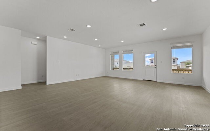 736 Horsetail Ln, New Braunfels, TX 78132, 4 Bedrooms Bedrooms, ,3 BathroomsBathrooms,Residential,For Sale,736 Horsetail Ln,0,1919701